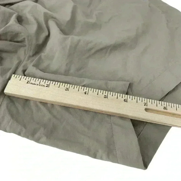 DSG SHORTS MENS LARGE 6” NYLON KHAKI ATHLETIC ACTIVEWEAR ATHLEISURE DRAWSTRING - Picture 5 of 8